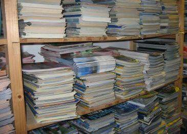 100 x FOOTBALL PROGRAMMES BARGAIN BUNDLE. 100 x FOOTBALL PROGRAMMES BARGAIN BUNDLE.